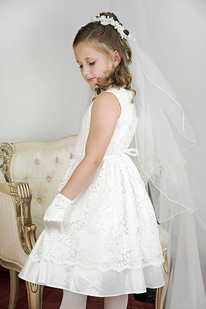 First Communion Dresses & Veils Season 2017